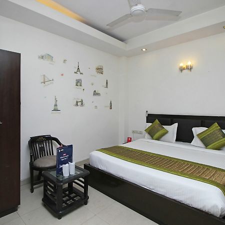 Oyo 9030 Hotel Delhi Airport Plaza New Delhi Exteriör bild